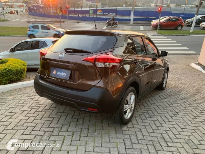 KICKS Active S 1.6 16V Flex Aut.