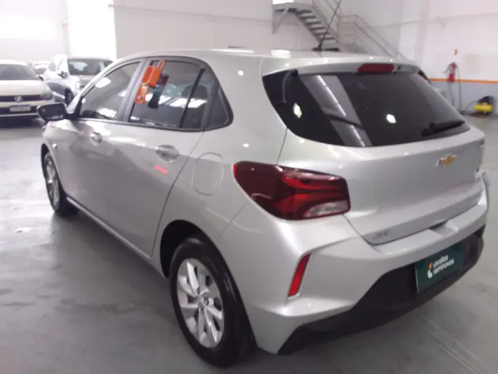 ONIX 1.0 TURBO FLEX LT AUTOMÁTICO