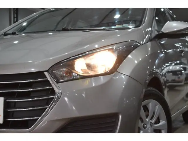 HB20S - 1.0 COMFORT PLUS 12V 4P MANUAL