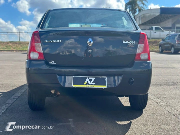 LOGAN 1.0 12V SCE Expression