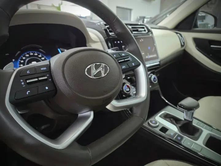 CRETA 2.0 FLEX ULTIMATE AUTOMÁTICO