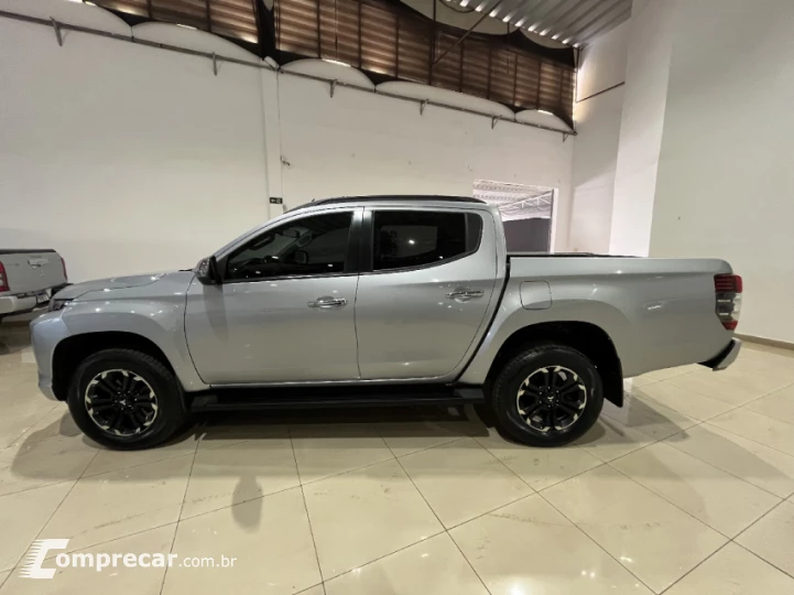 L200 TRITON 2.4 16V Turbo Sport HPE CD 4X4