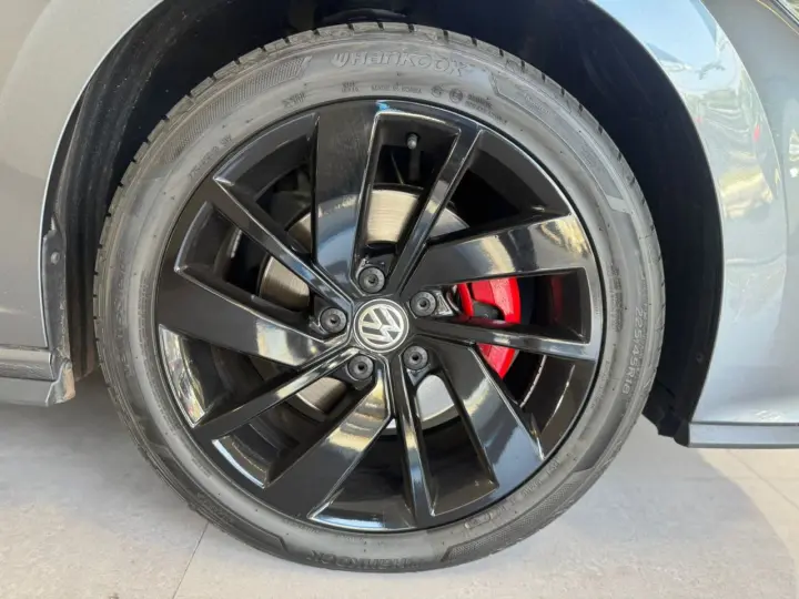 Jetta 2.0 4P 350 TSI GLI AUTOMÁTICO DSG