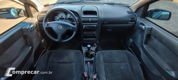 ASTRA 2.0 MPFI Advantage 8V