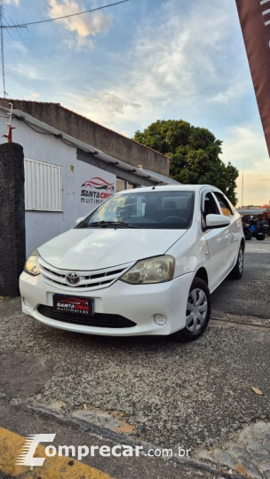 ETIOS 1.5 X Sedan 16V