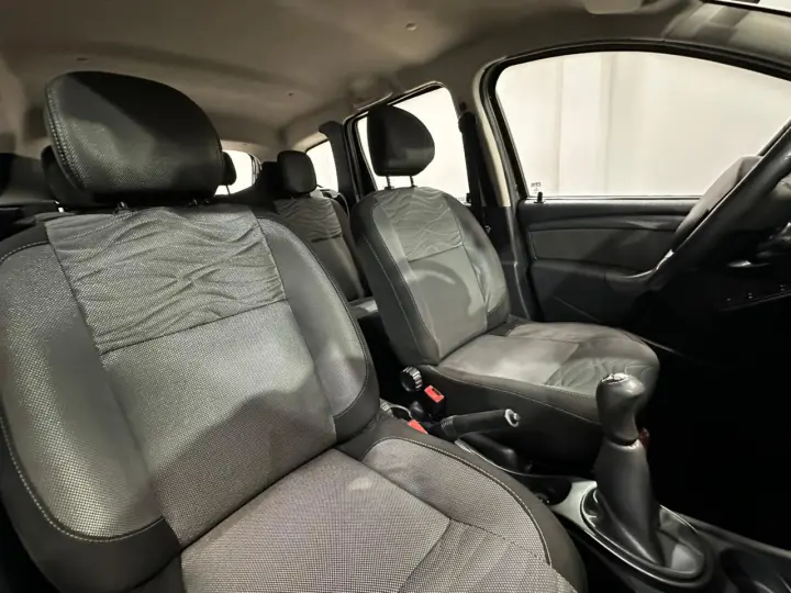 Duster 1.6 16V 4P FLEX DYNAMIQUE