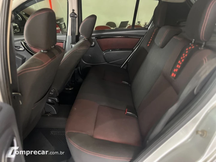 SANDERO 1.6 STEPWAY 16V RENAULT