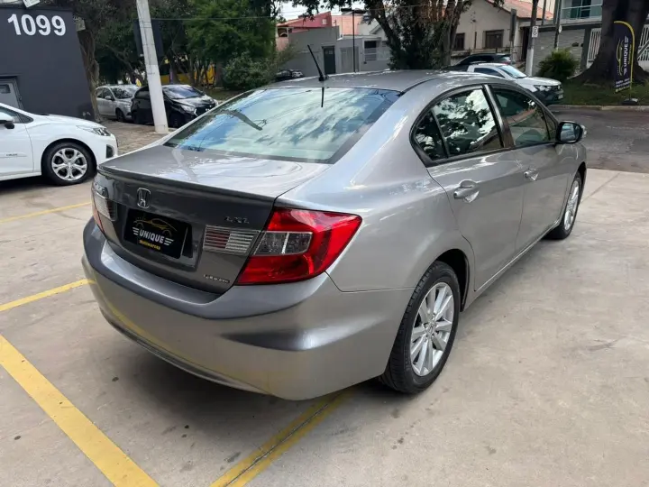 Civic 1.8 Lxl 16V Flex 4P Automático