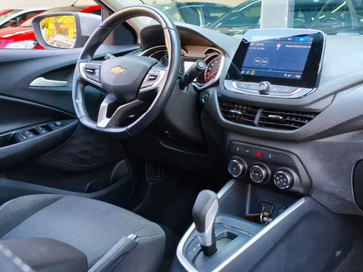 ONIX SEDAN Plus LTZ 1.0 12V TB Flex Aut.