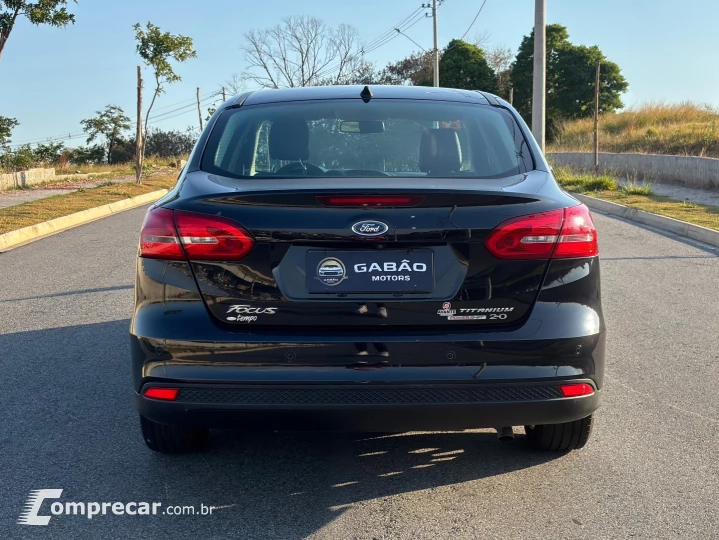 FOCUS 2.0 TITANIUM PLUS FASTBACK 16V FLEX 4P POWERSHIFT