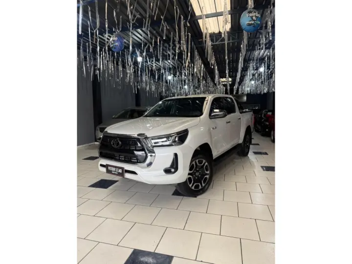 HILUX 2.8 D-4D TURBO DIESEL CD SRX 4X4 AUTOMÁTICO