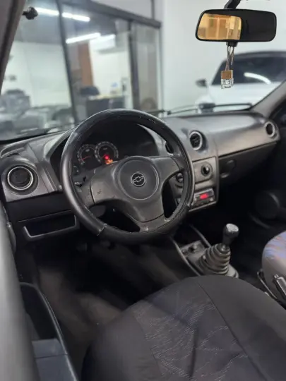 CELTA 1.0 MPFI VHCE Life 8V