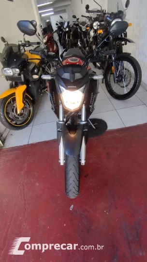 CB 250F Twister CBS Flexione