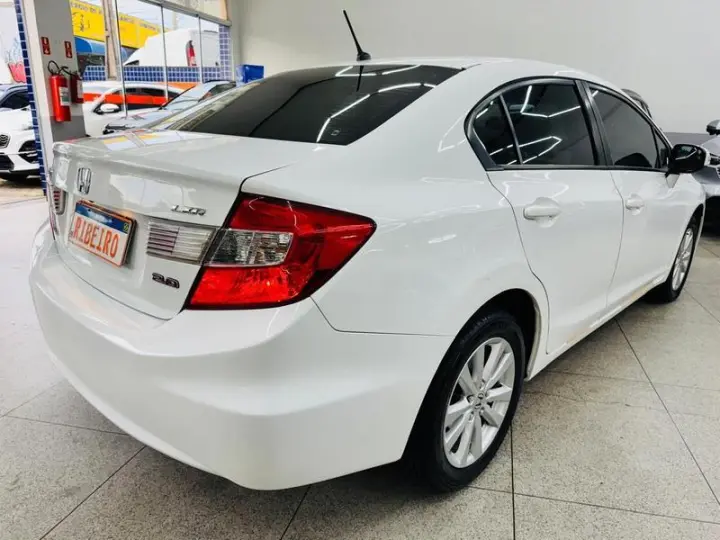 CIVIC LXR 2.0 16V FLEX AUT.