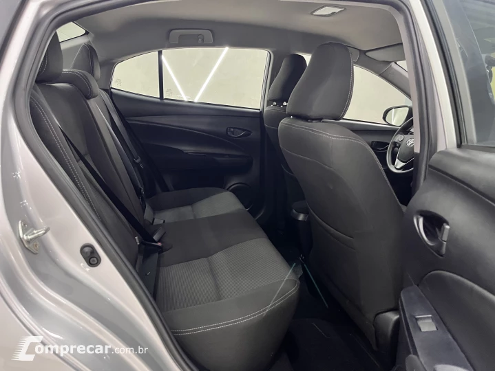 YARIS 1.5 16V Sedan XL