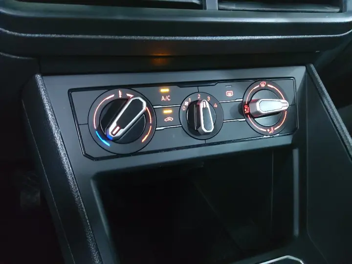 NIVUS 1.0 200 TSI TOTAL FLEX COMFORTLINE AUTOMÁTICO