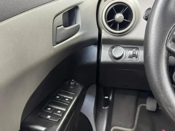 SONIC 1.6 LT 16V MANUAL