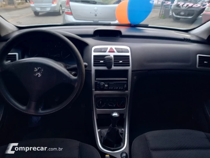 307 1.6 Presence Sedan 16V