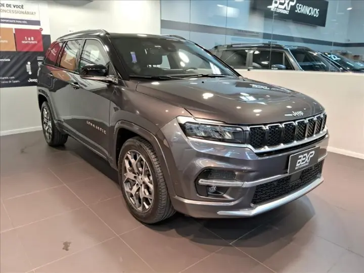 COMMANDER 1.3 T270 Turbo Overland