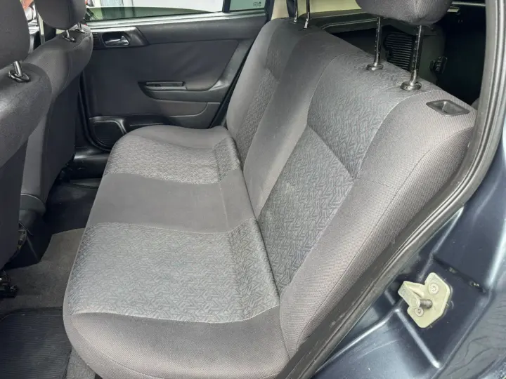 ASTRA 2.0 MPFI Advantage 8V