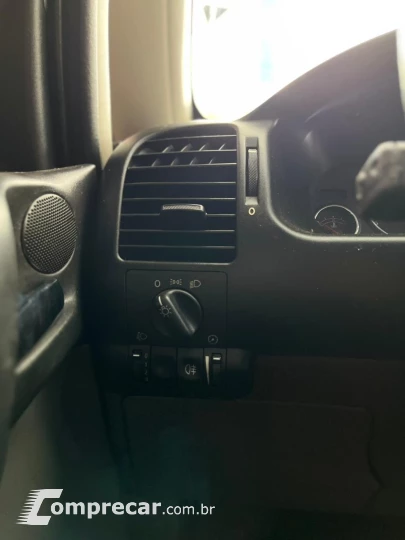 ZAFIRA 2.0 MPFI Elegance 8V