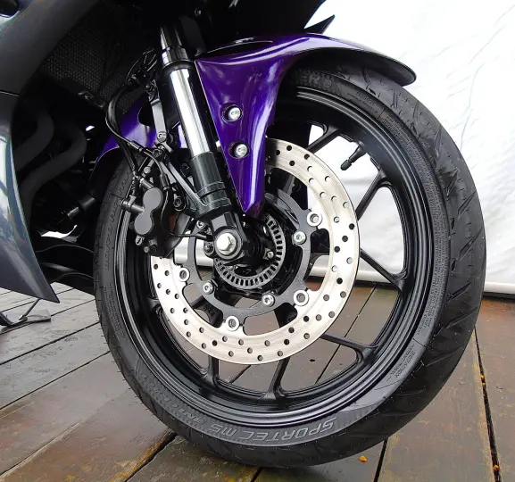 YAMAHA YZF R3 ABS