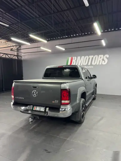 Amarok Highline 3.0 V6 TDI Automática