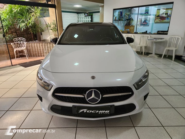 A 250 2.0 16V 4P CGI VISION 7G-DCT AUTOMÁTICO