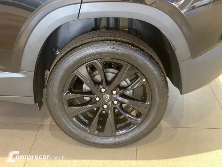 Tracker 1.0 12V FLEX TURBO MIDNIGHT AUTOMÁTICO