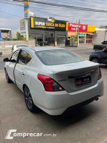 VERSA 1.6 16V Unique