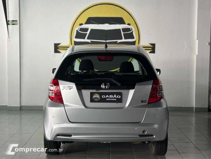 FIT 1.4 LX 16V FLEX 4P AUTOMÁTICO