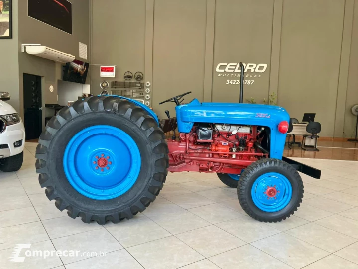 8 N Modelo sem Versão