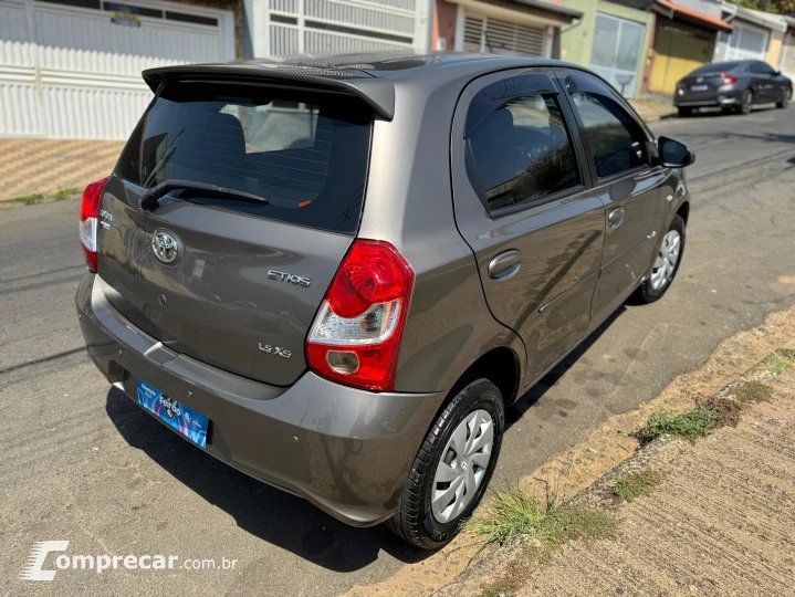 Etios 1.5 XS Hatch