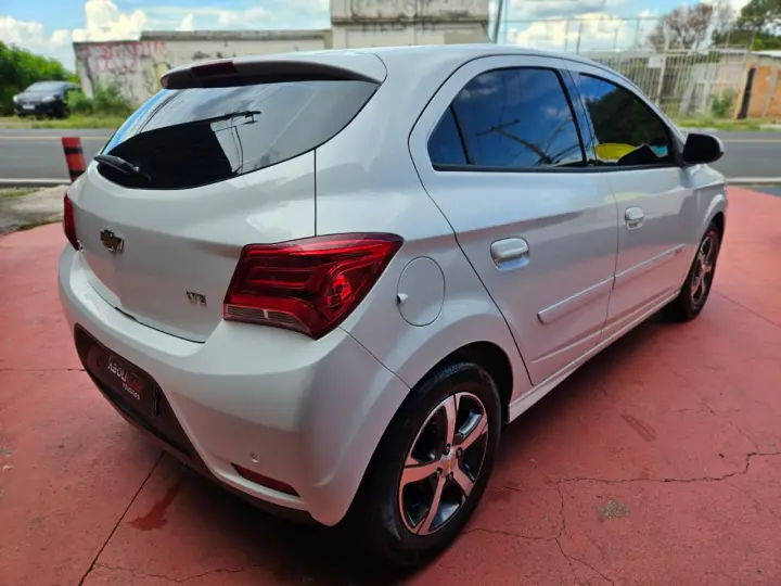 ONIX HATCH LTZ 1.4 8V FlexPower 5p Aut.