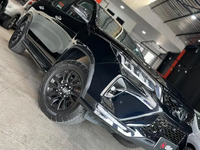 HILUX SW4 - 2.8 D-4D TURBO SRX 7L 4X4 AUTOMÁTICO