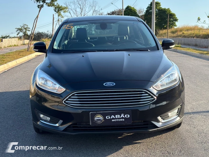 FOCUS 2.0 TITANIUM PLUS FASTBACK 16V FLEX 4P POWERSHIFT