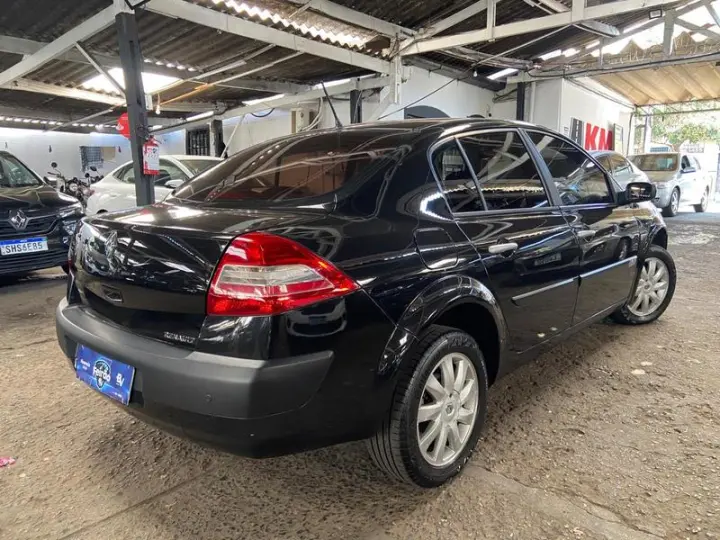 MEGANE SEDAN DYNAMIQUE 1.6 16V 4P