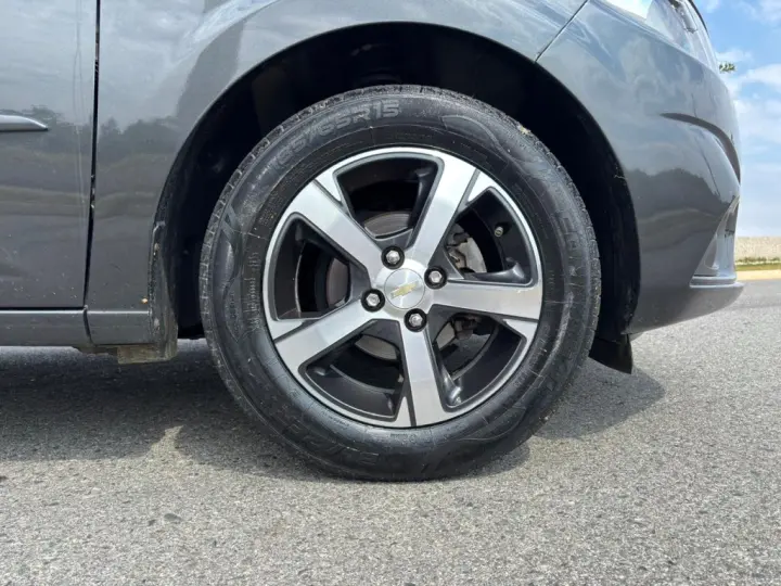 ONIX 1.4 MPFI LTZ 8V FLEX 4P MANUAL