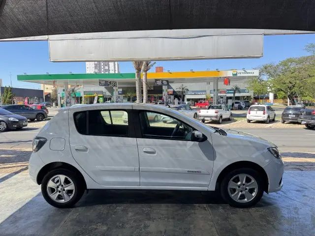 SANDERO - 1.0 12V SCE VIBE MANUAL