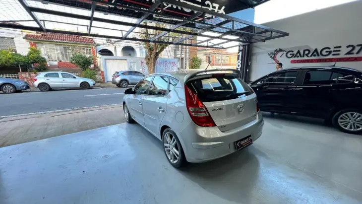 i30 2.0 16V 145cv 5p Mec.