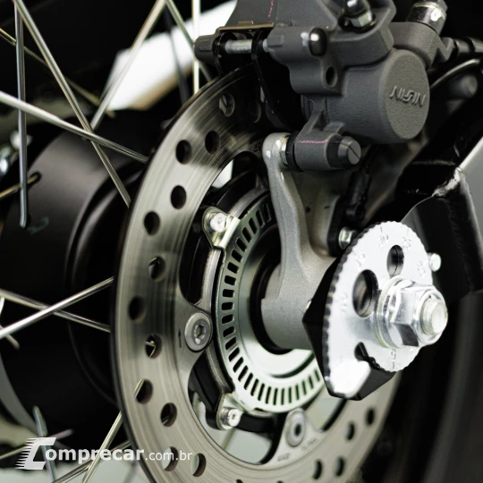 XRE 300 Sahara Rally