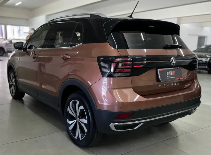 TAOS 1.4 250 TSI Highline