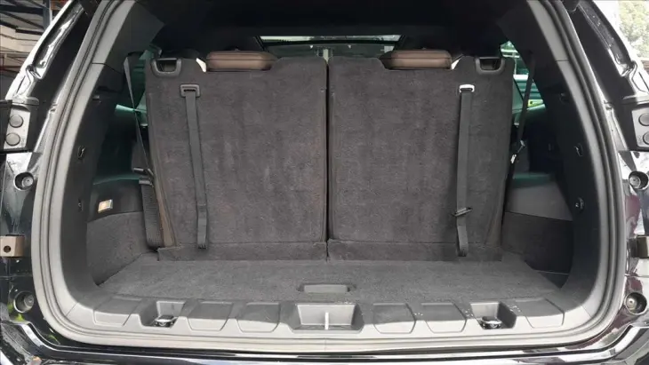 COMMANDER 1.3 T270 TURBO FLEX OVERLAND AT6