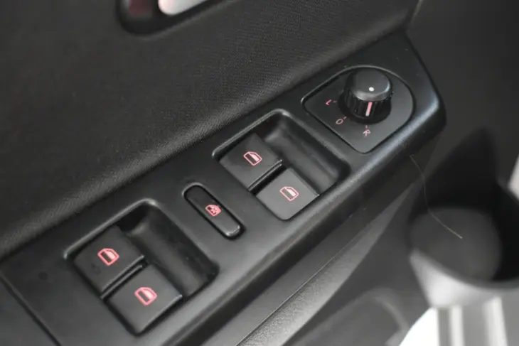 FOX 1.6 MSI Highline 16V