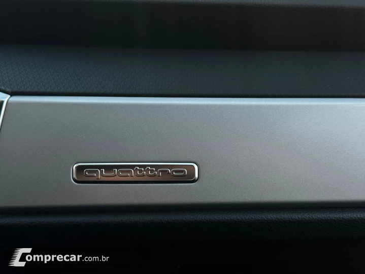 Q3 2.0 40 TFSI Performance Quattro