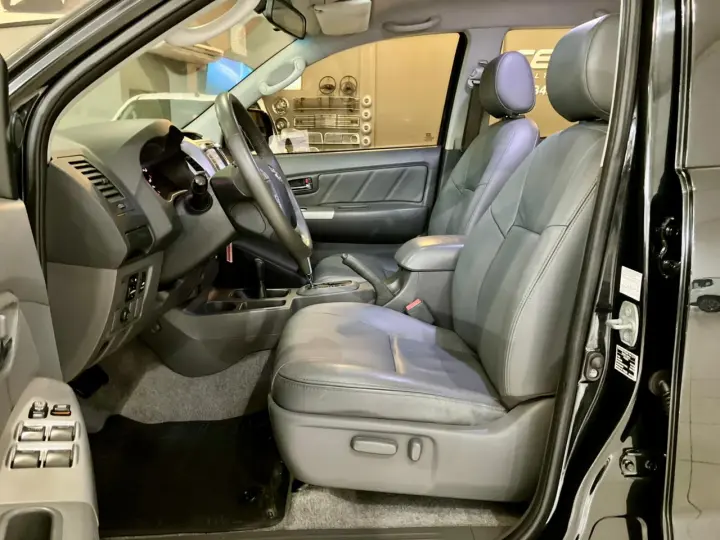 Hilux Caminhonete 2.7 16V 4P SRV FLEX 4X4  CABINE DUPLA AUTO