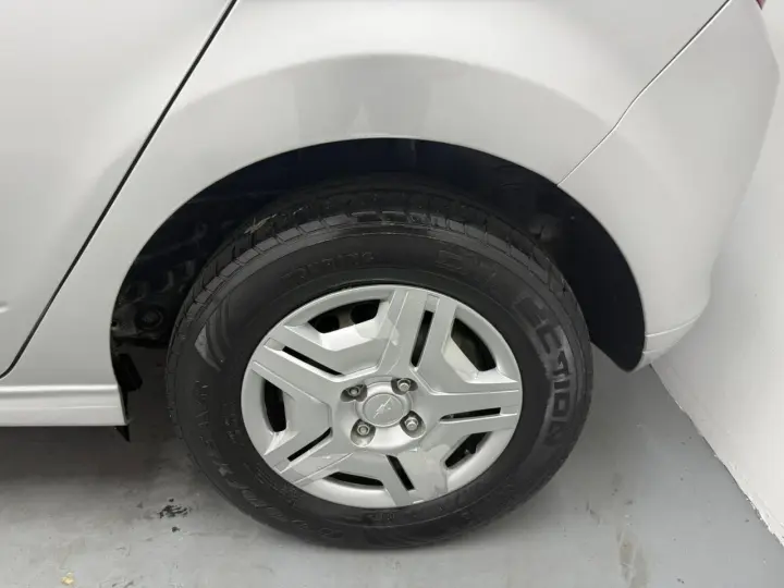 ONIX HATCH LS 1.0 8V FlexPower 5p Mec.