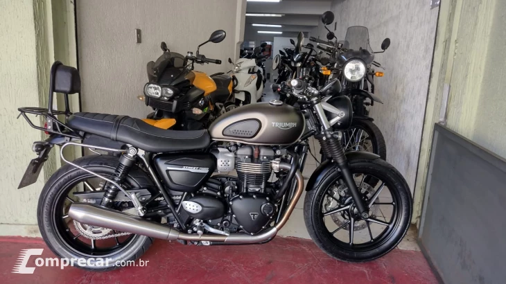Street Twin 900cc