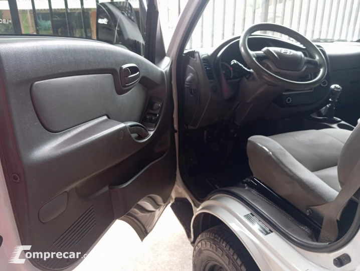 HR 2.5 TCI HD Longo SEM Caçamba 4X2 8V 97cv Turbo Intercoole