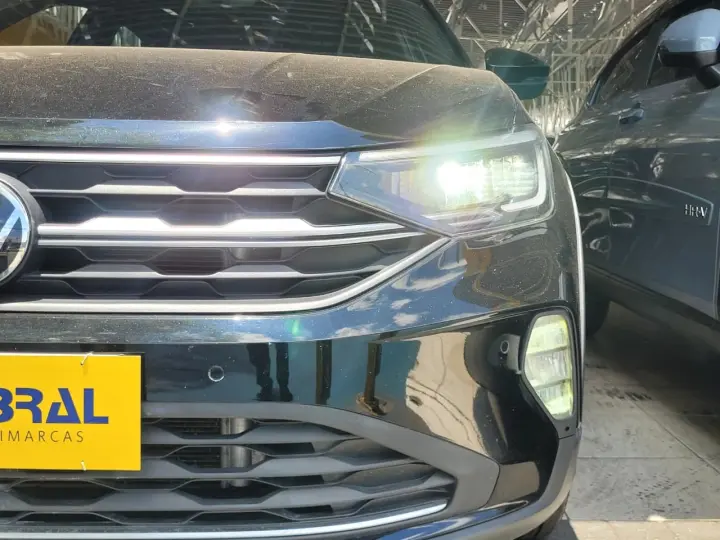 Nivus Highline 1.0 200 TSI Flex Aut.